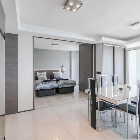 Deluxe Supreme Apartment Малага Екстериор снимка