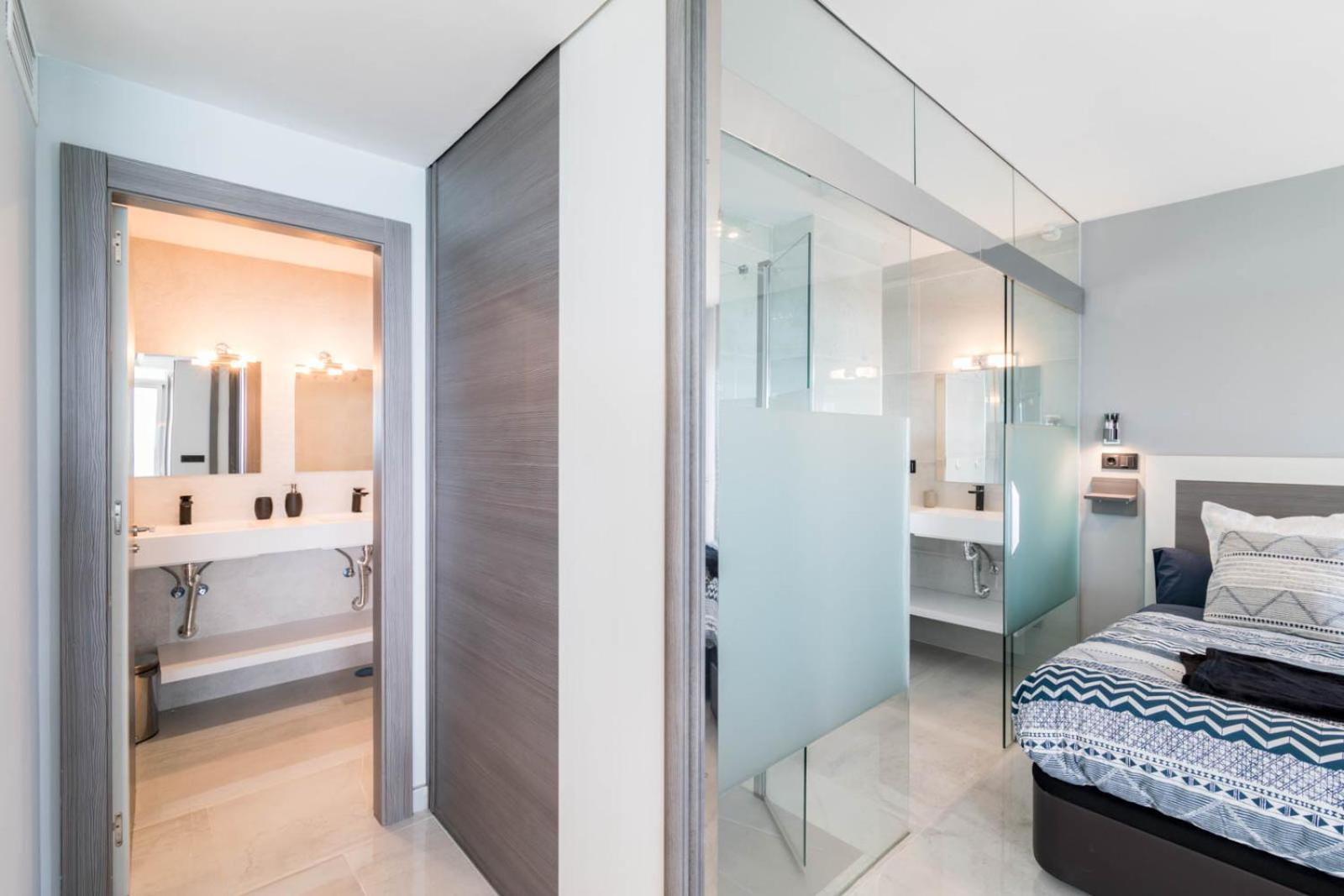 Deluxe Supreme Apartment Малага Екстериор снимка