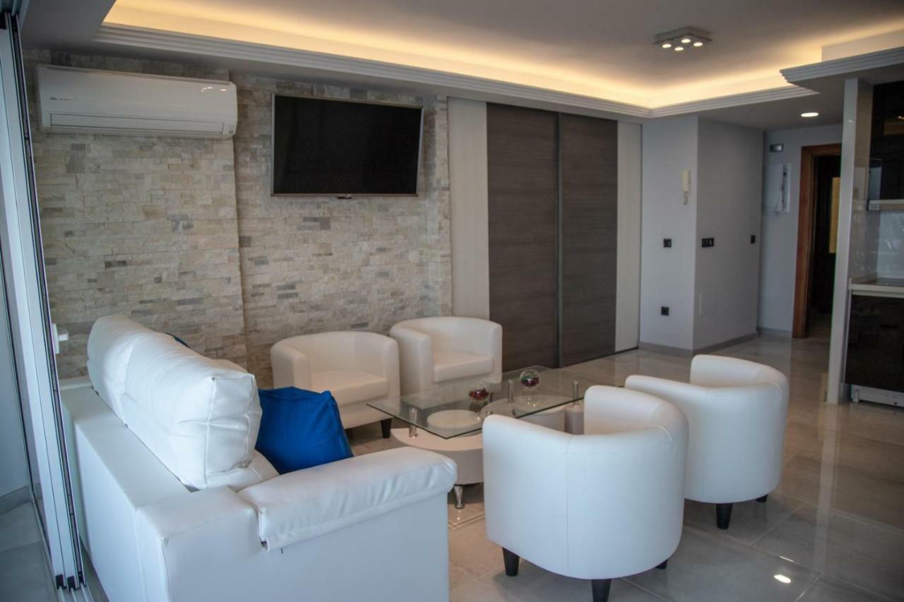 Deluxe Supreme Apartment Малага Екстериор снимка