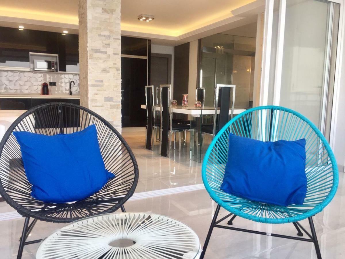 Deluxe Supreme Apartment Малага Екстериор снимка