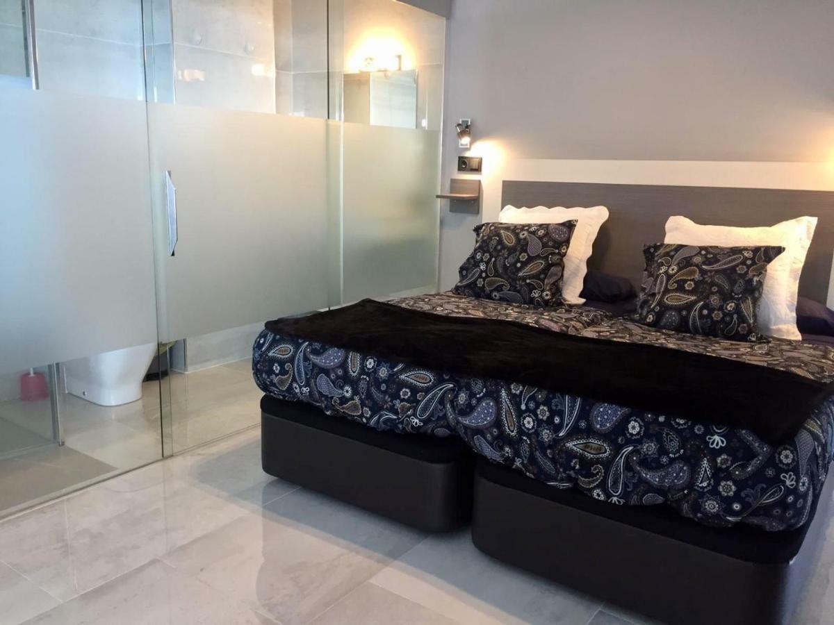 Deluxe Supreme Apartment Малага Екстериор снимка