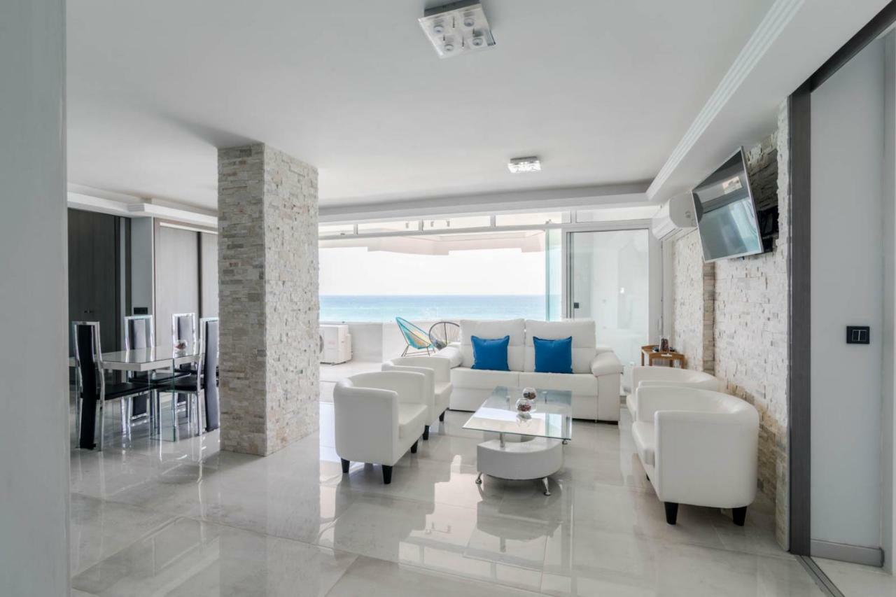 Deluxe Supreme Apartment Малага Екстериор снимка
